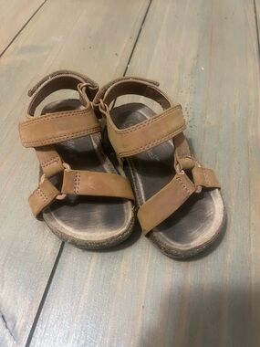 Cat & Jack Tan Brown Adjustable Strap Kids Sandals